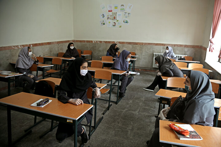 مدرسه؛ میدانی برای پرسش و پاسخهای سیاسی- اجتماعی