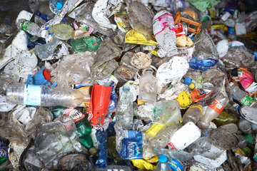 ۱۲ درصد پسماندها پلاستیک است/قانونی که اجرا نمی‌شود