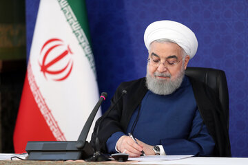 روحانی: در برابر جهاد و فداکاری کارکنان وزارت نیرو به قامت می ...