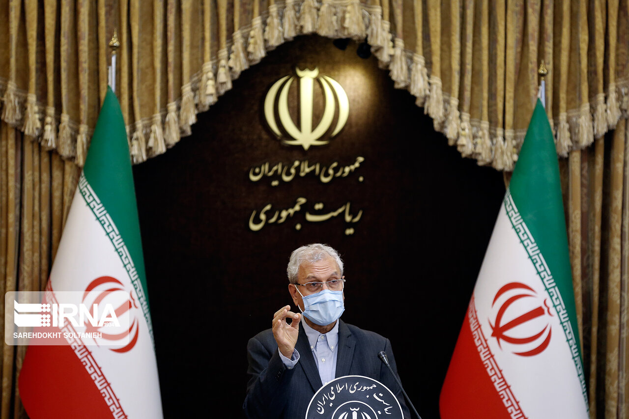 ربیعی: دولت فرمایشات رهبر معظم انقلاب را با اهتمام پیگیری میکند