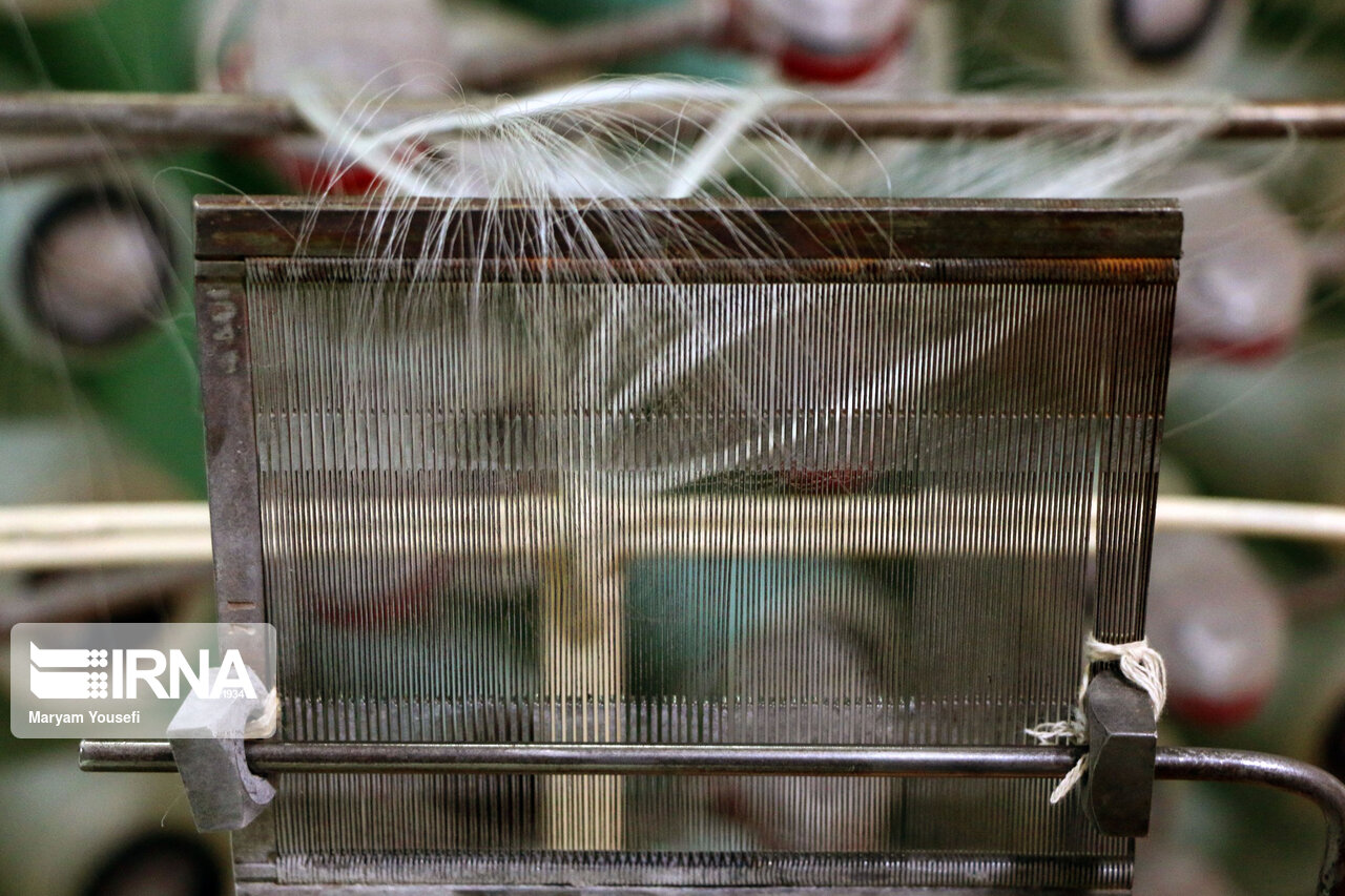 پرنیان گیلان عامل ارتقای صنعت فرش و منسوجات ابریشمی 