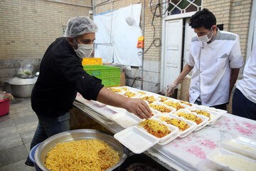 تلاش عزاداران حسینی گلستان برای رعایت بهداشت در پذیرایی‌های محرم