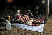 زلزله‌زدگان قورچای نگران از سرما، دلگرم به ساخت خانه‌ها