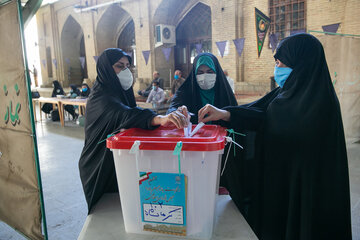 رای گیری انتخابات مجلس در ۲ حوزه انتخابیه استان کرمانشاه پایان یافت
