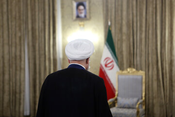 Le président Rouhani reçoit Fuad Hussein