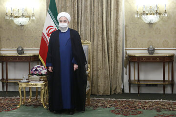 Le président Rouhani reçoit Fuad Hussein