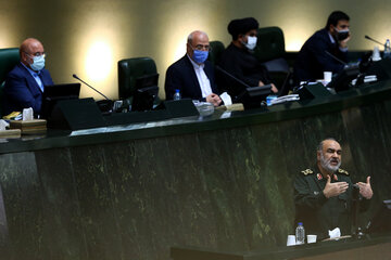 جلسه رای اعتماد مجلس به وزیر صمت
