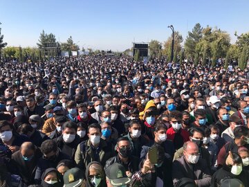 خاکسپاری خسرو آواز ایران