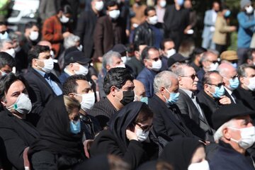 خاکسپاری خسرو آواز ایران