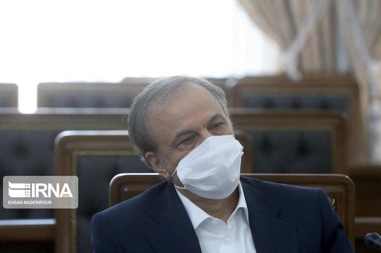 وزیر صنعت: ترخیص کالاهای اساسی در گمرک سرعت میگیرد