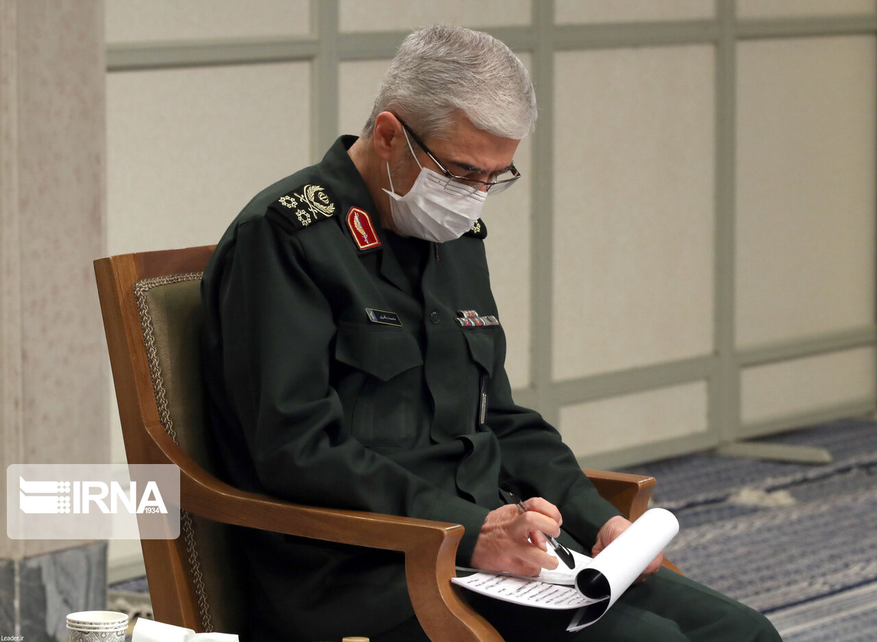 سرلشکر باقری: فداکاریهای مرحوم پورداراب مایه افتخار ارتش است سرلشکر باقری: فداکاریهای مرحوم پورداراب مایه افتخار ارتش است