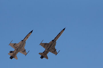 L'armée de l'air iranienne organise des exercices massifs