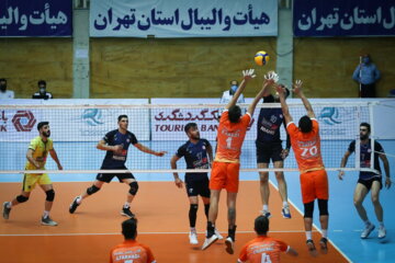 دیدار تیم والیبال آذر باتری ارومیه و سایپا تهران