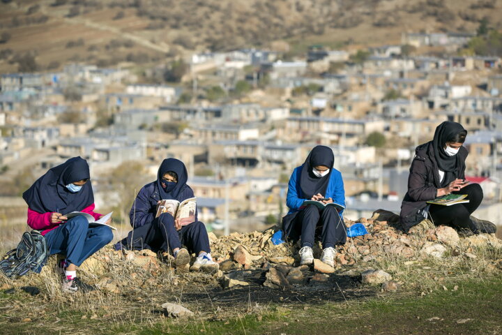 اتصال نزدیک به ۲۴۳۴ روستای کرمانشاه به شبکه مخابرات، انقلابی در حوزه ارتباطات