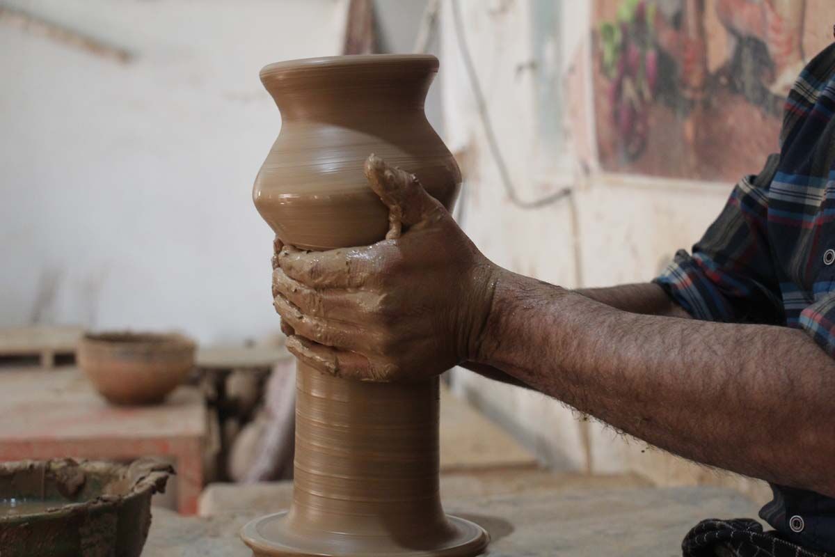 برق جان سفالگر همدانی را گرفت