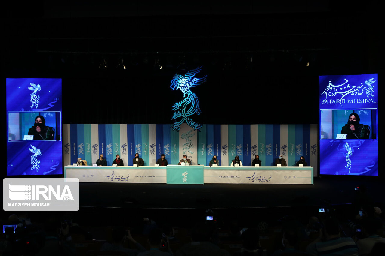 سکوت، ساده، واقعیت 