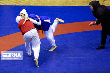 Comienza el Campeonato de Lucha Femenina Alysh 
