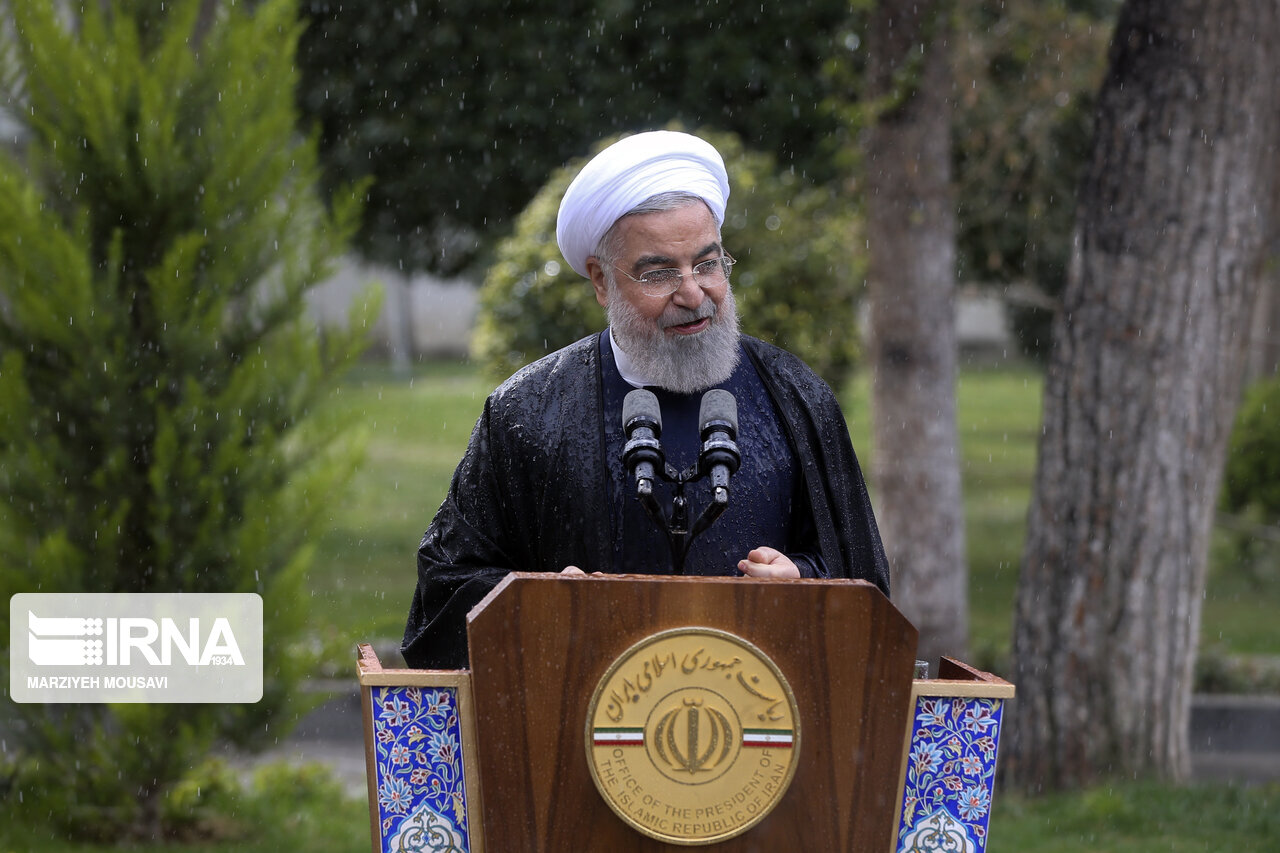 روحانی:امیدواریم ایران با تاسی به امام زمان به حکمرانی مهدوی نزدیک شود