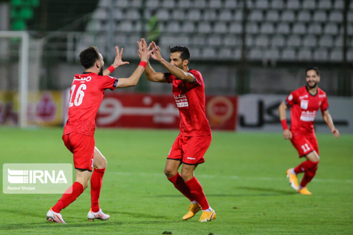 درخشان: با بمب دستی هم نمیتوانند مانع موفقیت پرسپولیس شوند