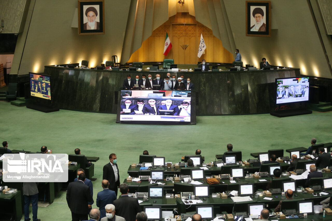 دیدار نمایندگان با رهبر معظم انقلاب در دستور کار مجلس