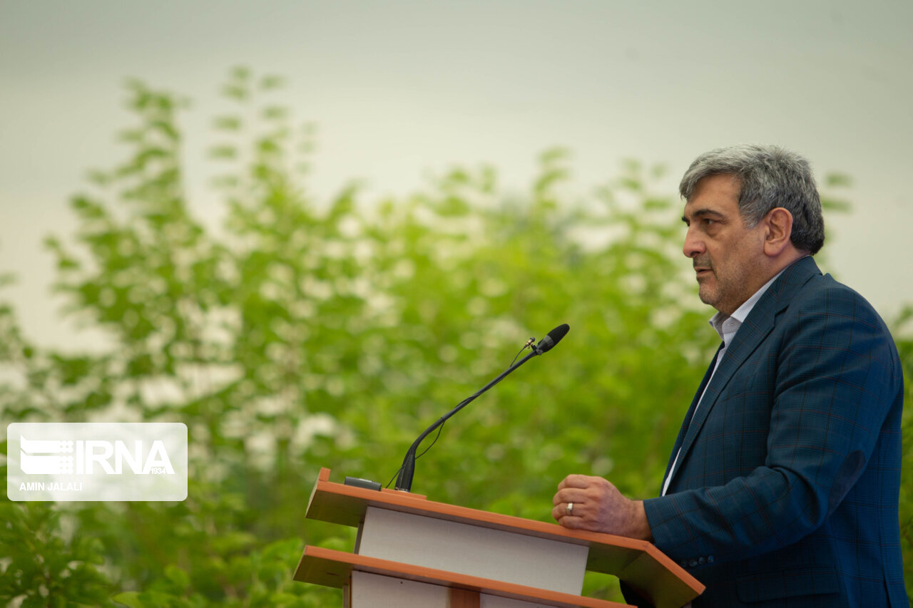 حناچی: خدمات شهری برای ساکنان تهران برابر عرضه می شود