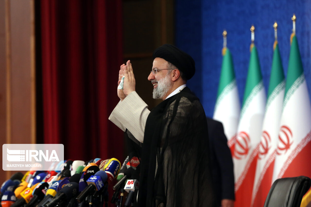 نمایندگان ۵۰ کشور در مراسم تحلیف رییس جمهوری منتخب شرکت میکنند نمایندگان ۵۰ کشور در مراسم تحلیف رییس جمهوری منتخب شرکت میکنند