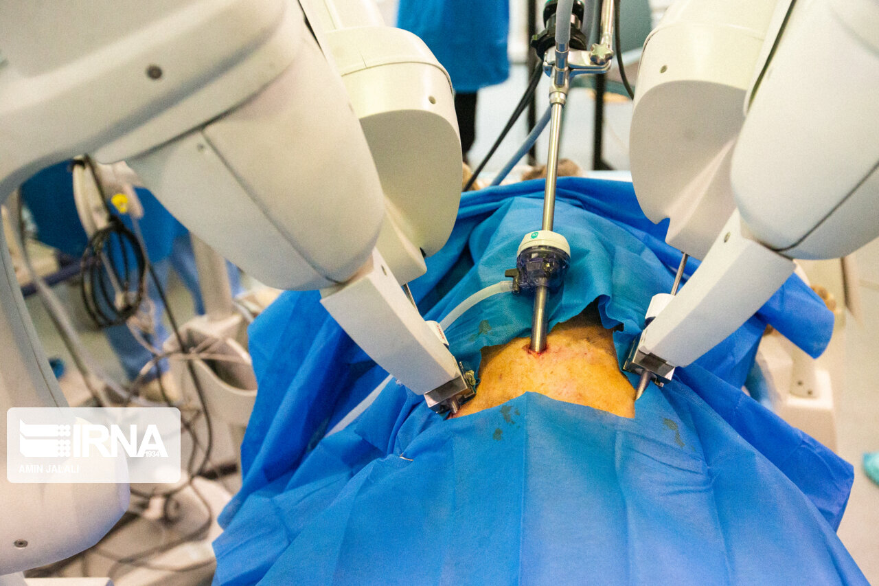 امکان عمل برونکوسکوپی ریه در بیمارستان پیمانیه جهرم فراهم شد امکان عمل برونکوسکوپی ریه در بیمارستان پیمانیه جهرم فراهم شد