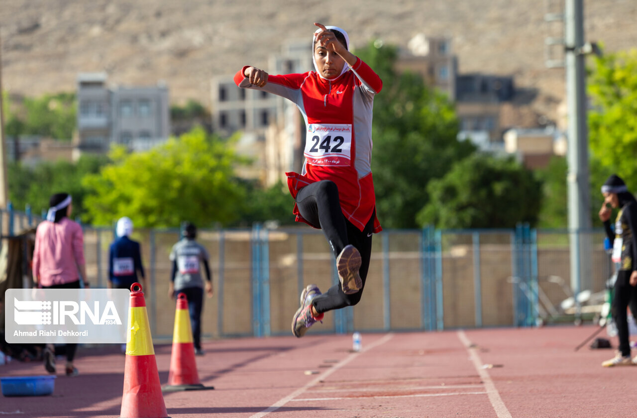مسابقات دوومیدانی قهرمانی بانوان کارگر کشور در قزوین پایان یافت