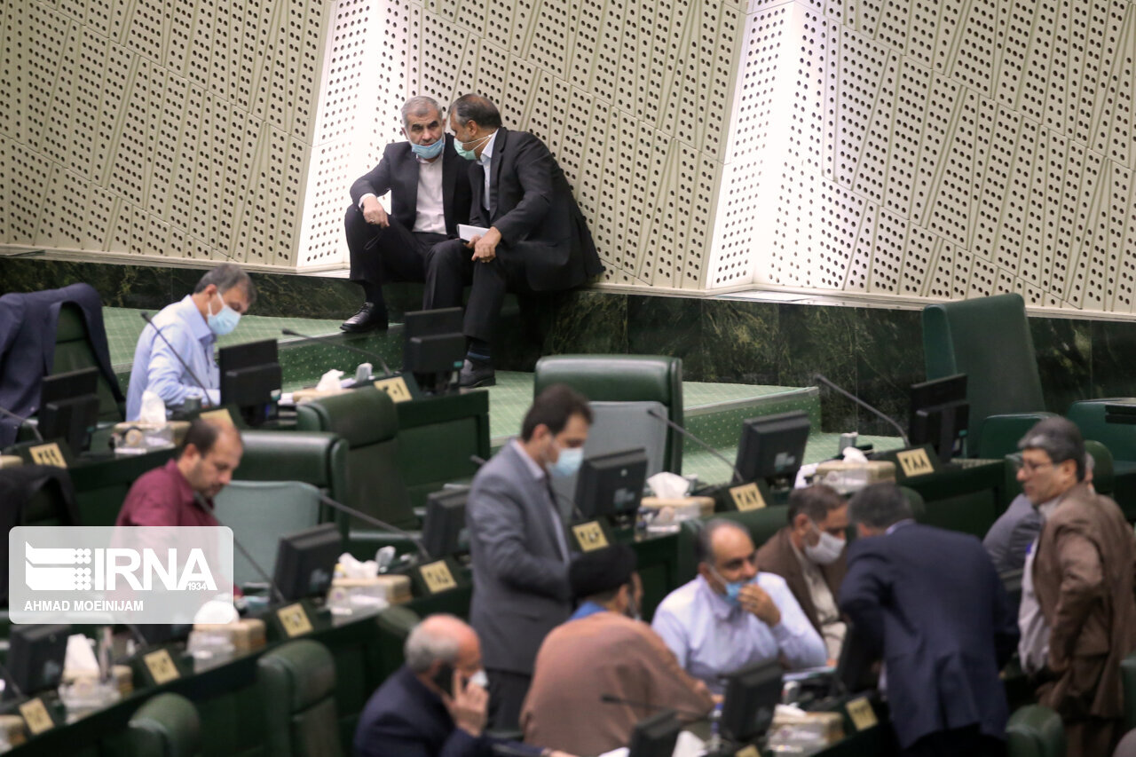 موافقت مجلس با کلیات طرح تامین قیر رایگان در سال ۱۴۰۰ موافقت مجلس با کلیات طرح تامین قیر رایگان در سال ۱۴۰۰