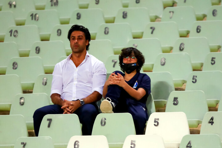 نیازمندیهای استقلال و فرهاد؛ فهرست ۵+۳