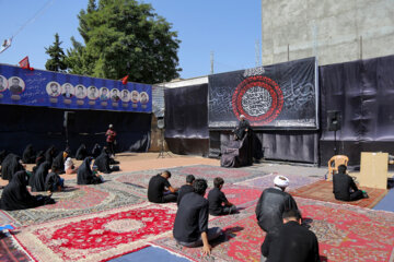  در چهارمین روز از ماه محرم همایش شیرخوارگان حسینی همزمان با سراسر کشور در بجنورد مرکز استان خراسان شمالی برگزار شد. 
