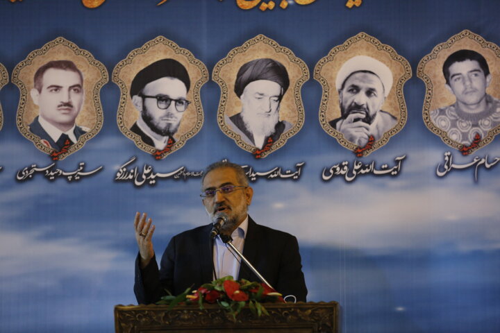 یک هفته پس از رای اعتماد مجلس، دولت سیزدهم در کنار مردم