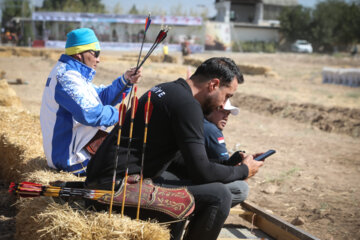 رقابت های بین المللی کمانگیری بر روی اسب