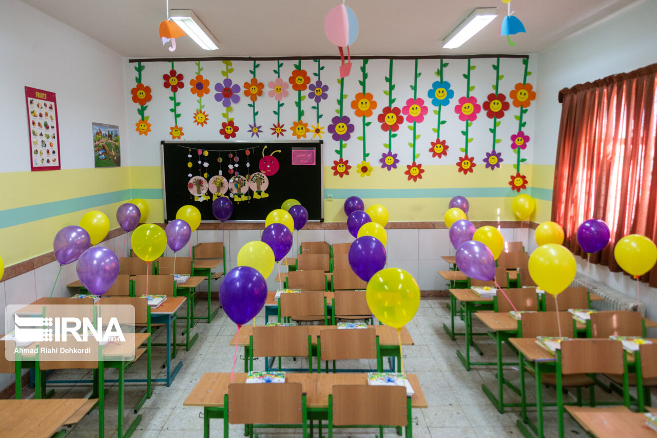 برگزاری حضوری کلاس‌های مدارس از اول مهر/ توصیه تزریق دز یادآور