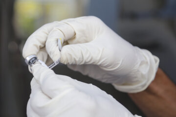 یک میلیون و ۴۴۱ هزار نفر در گیلان دز اول واکسن کرونا دریافت کردند