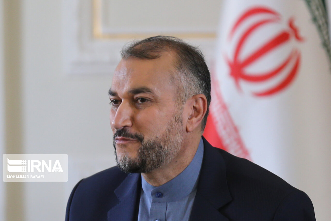 سردار سلامی جویای وضعیت سلامتی امیر عبداللهیان شد