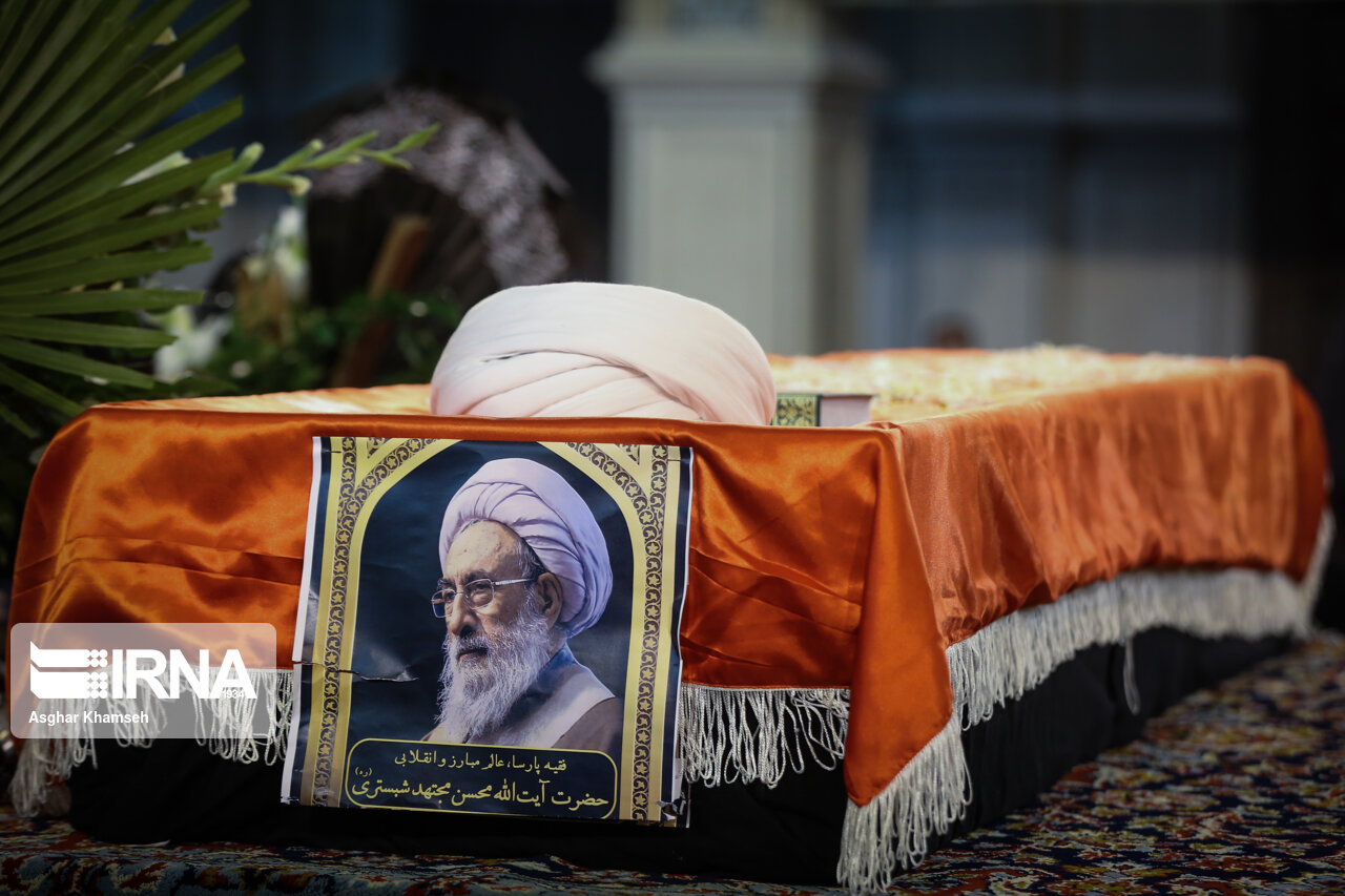 آیتالله شبستری می تواند الگویی ممتاز برای جوانان کشور باشد
