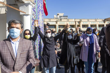 تجمع مردم چهارمحال و بختیاری در مخالفت با طرح‌های انتقال آب