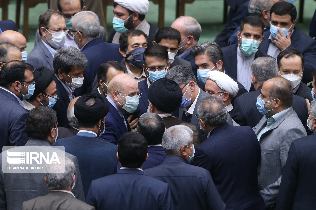 نمایندگان برای ارائه پیشنهاد درباره لایحه بودجه ۱۰ روز فرصت دارند نمایندگان برای ارائه پیشنهاد درباره لایحه بودجه ۱۰ روز فرصت دارند