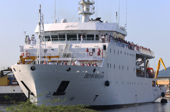 تداوم دیپلماسی فعال نظامی ایران و پاکستان درخلیج فارس