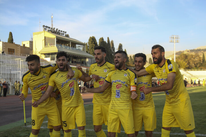 گربه سیاه تهرانیها مقابل پرسپولیس / یحیی فجر را دو رقمی میکند؟ 2