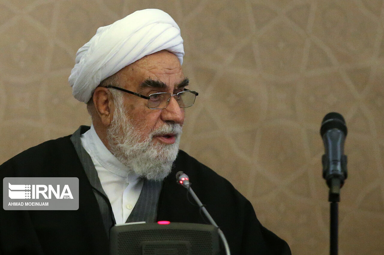 حجتالاسلام قاضیعسکر فعالیت خود را در تولیت آستان حرم عبدالعظیم(ع) به طور رسمی آغاز کرد حجتالاسلام قاضیعسکر فعالیت خود را در تولیت آستان حرم عبدالعظیم(ع) به طور رسمی آغاز کرد