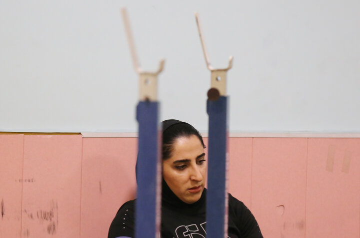 وزنهبرداری قهرمانی آسیا/ کار سخت دختر لُر برای تکرار طلای بحرین در جینجو