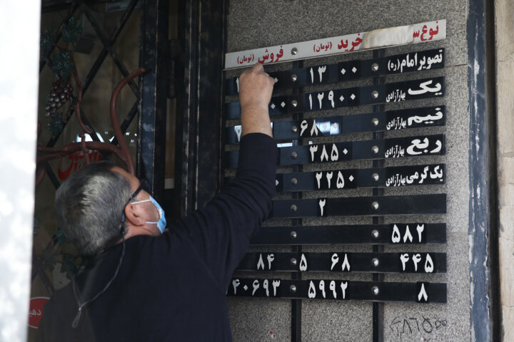 چرا بازار ارز متلاطم میشود؟