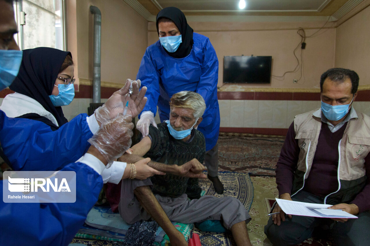 ۸۶ درصد شهروندان بالای ۱۲ سال گنبد واکسن کرونا زدند ۸۶ درصد شهروندان بالای ۱۲ سال گنبد واکسن کرونا زدند