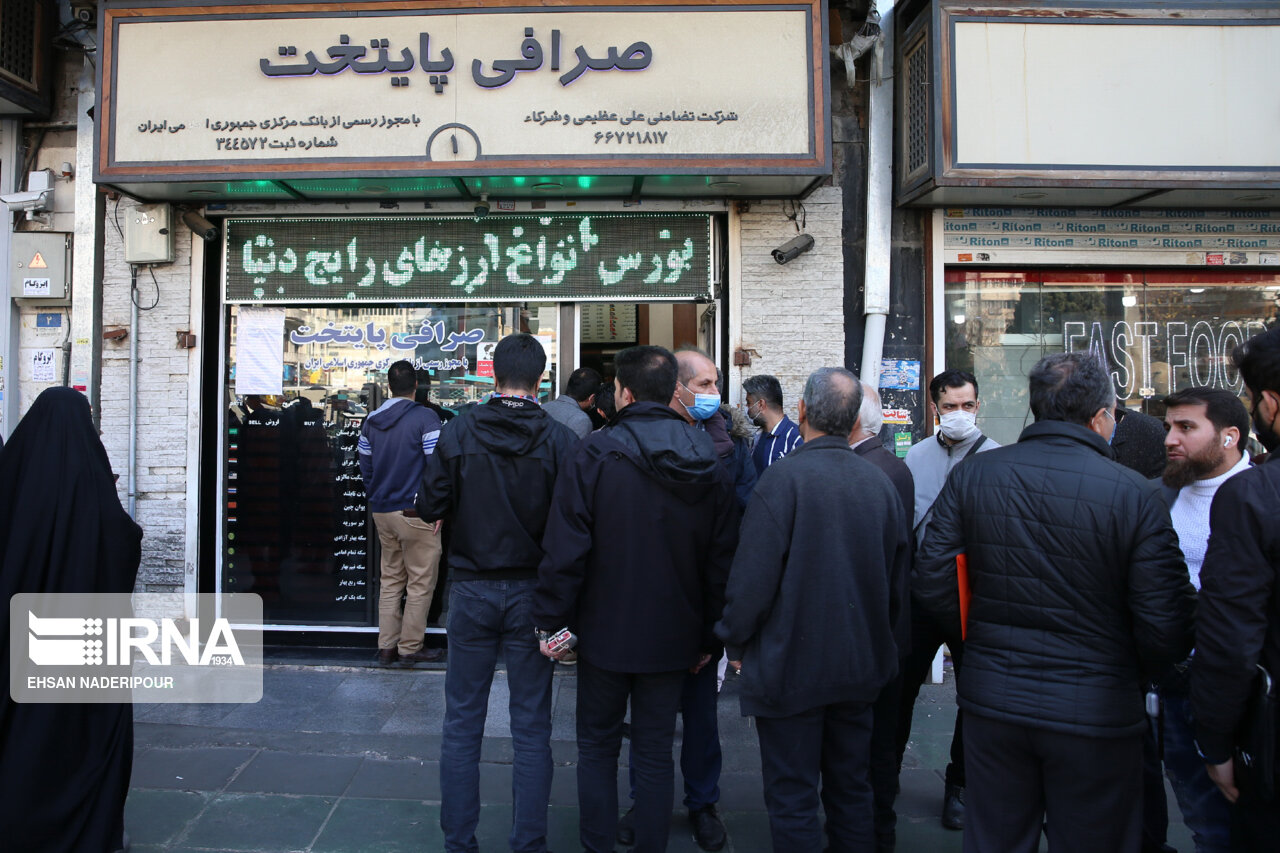 تمدید ساعت کاری بازار متشکل معاملات ارز ایران