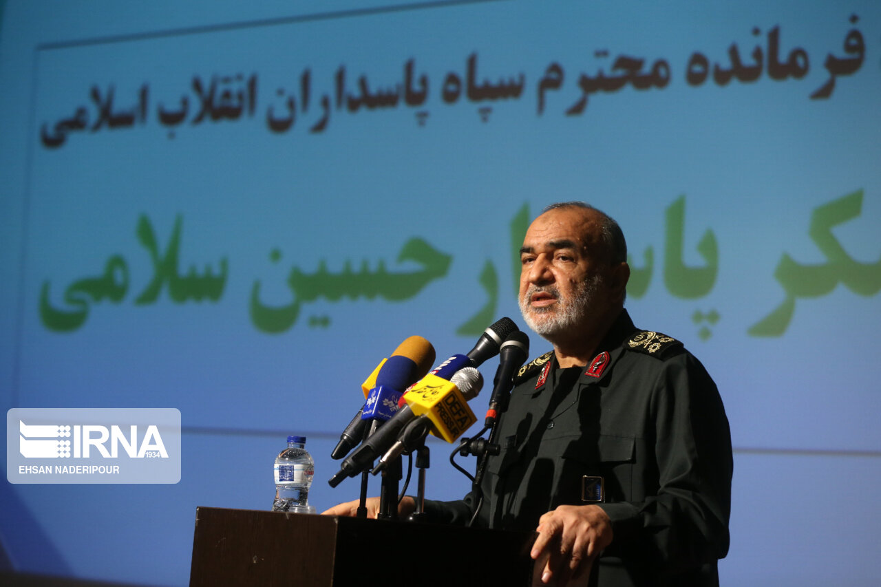 قدردانی سرلشکر سلامی از اقدام قرارگاه سازندگی خاتمالانبیاء (ص) در ساخت نفتکش افراماکس2