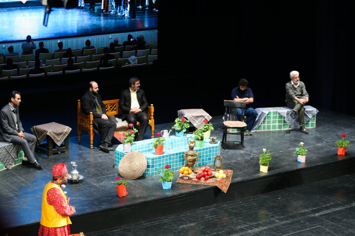 شبِ شکوه نمایش آیینی با معرفی برگزیدگان و تقدیر از هنرمندان