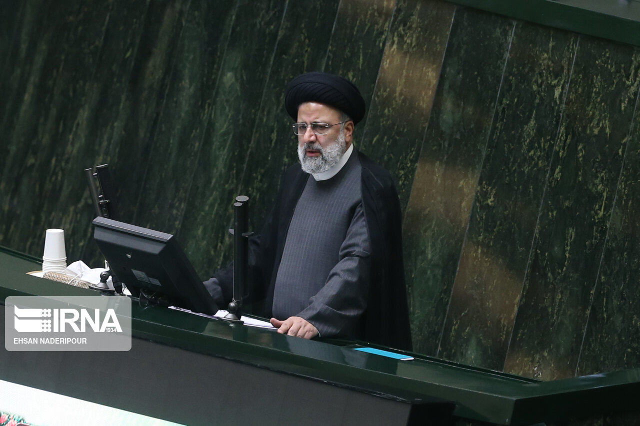 رئیس جمهور: خط قرمز دولت سفره و معیشت مردم است