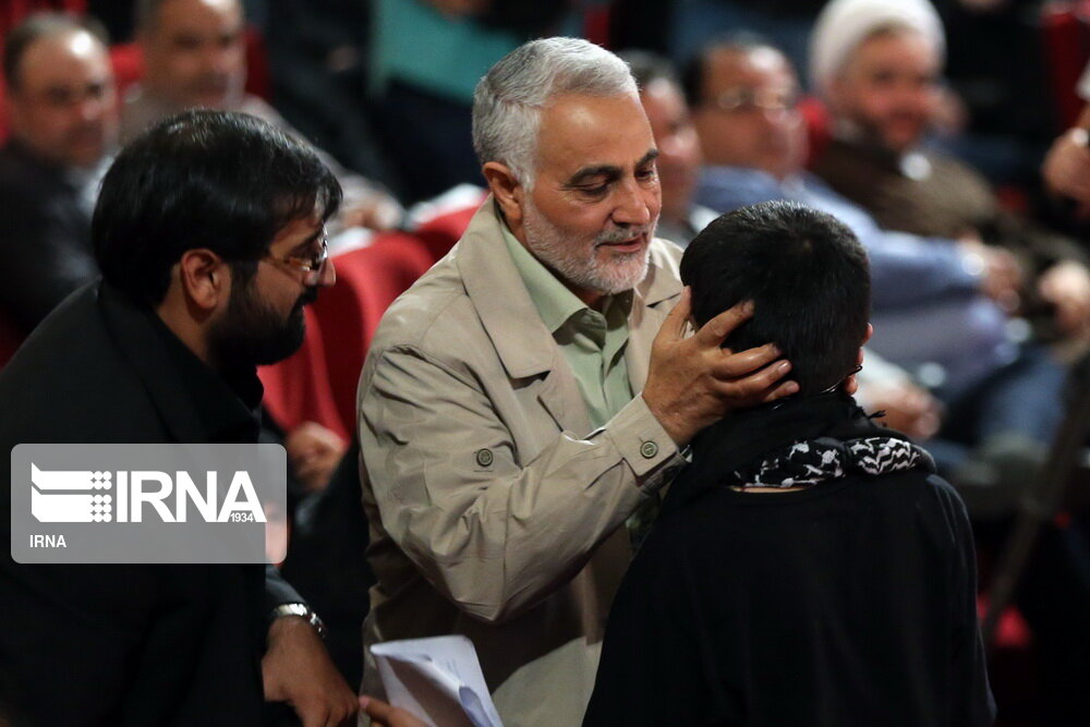 شهید سلیمانی، بهترین الگو برای جوانان